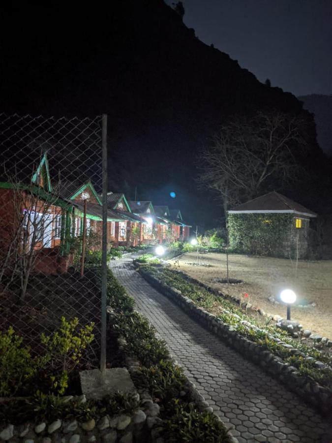 The Mother'S Riverfront Hotel Gushaini Luaran gambar