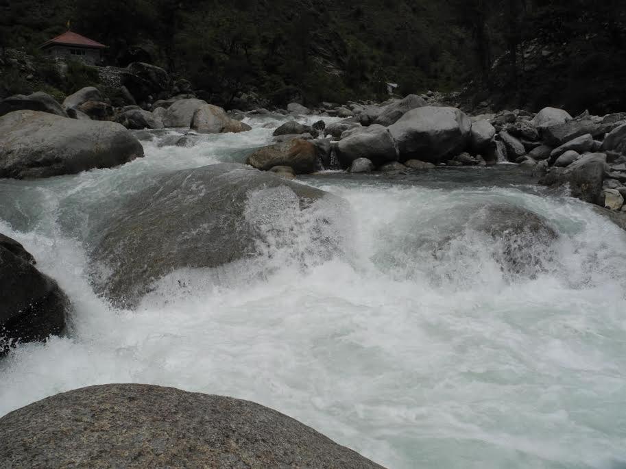 The Mother'S Riverfront Hotel Gushaini Luaran gambar