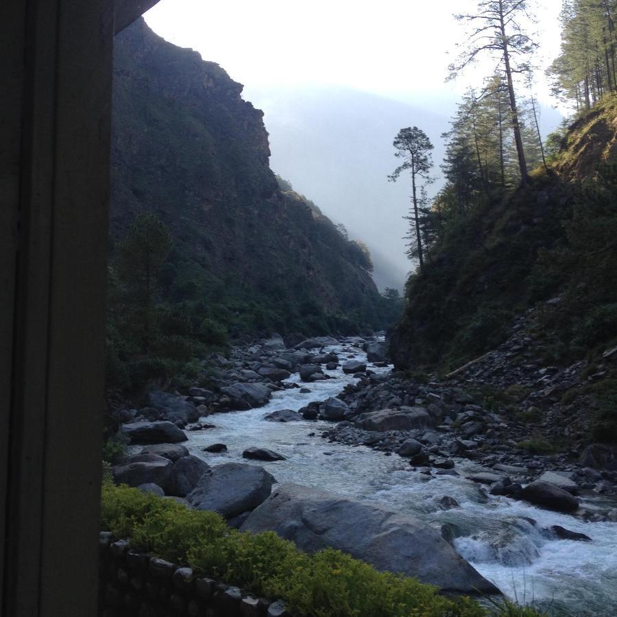 The Mother'S Riverfront Hotel Gushaini Luaran gambar